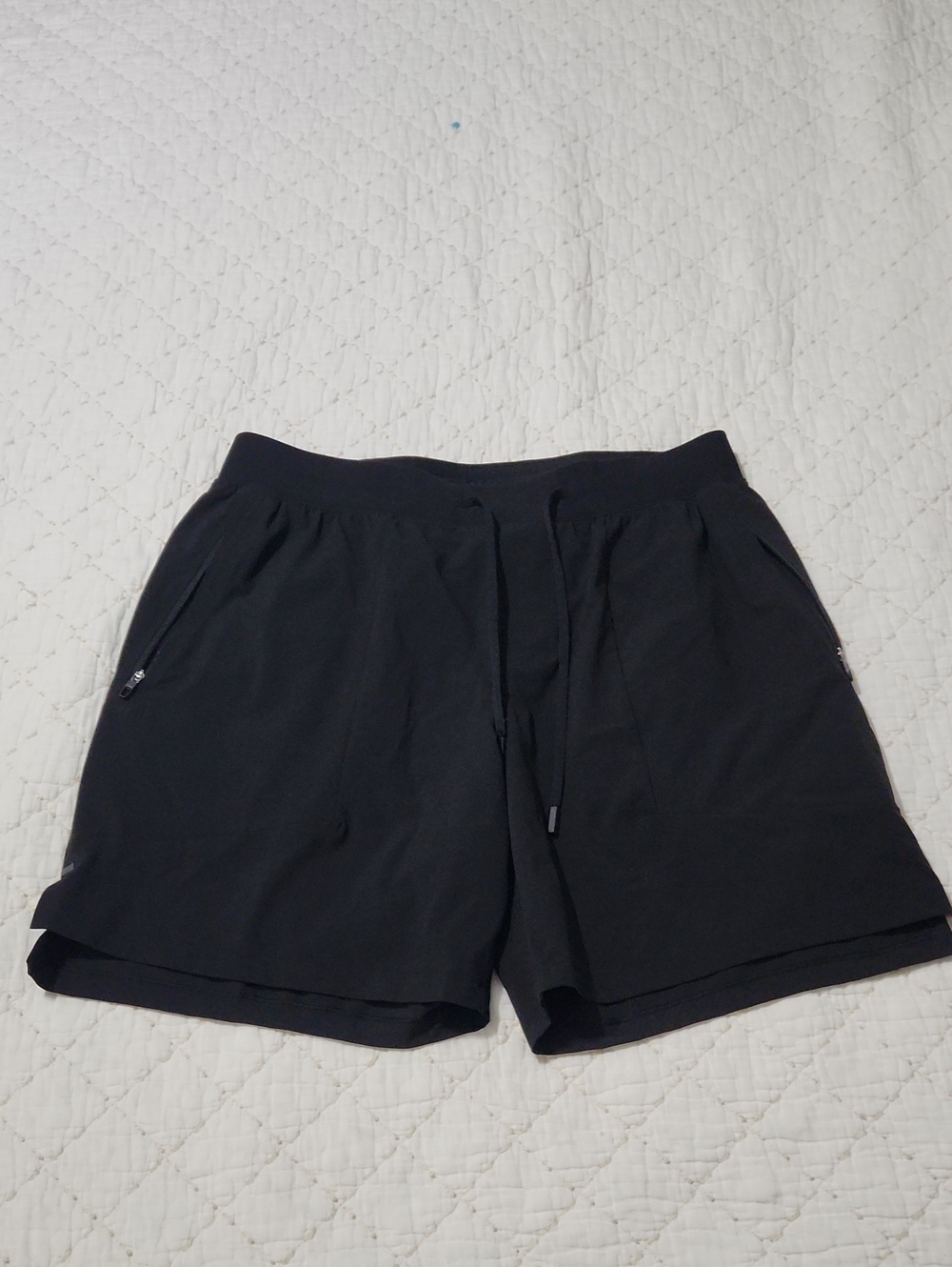 lululemon athletica Men's Black Athletic Drawcord Shorts
